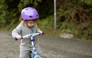 enfant à vélo